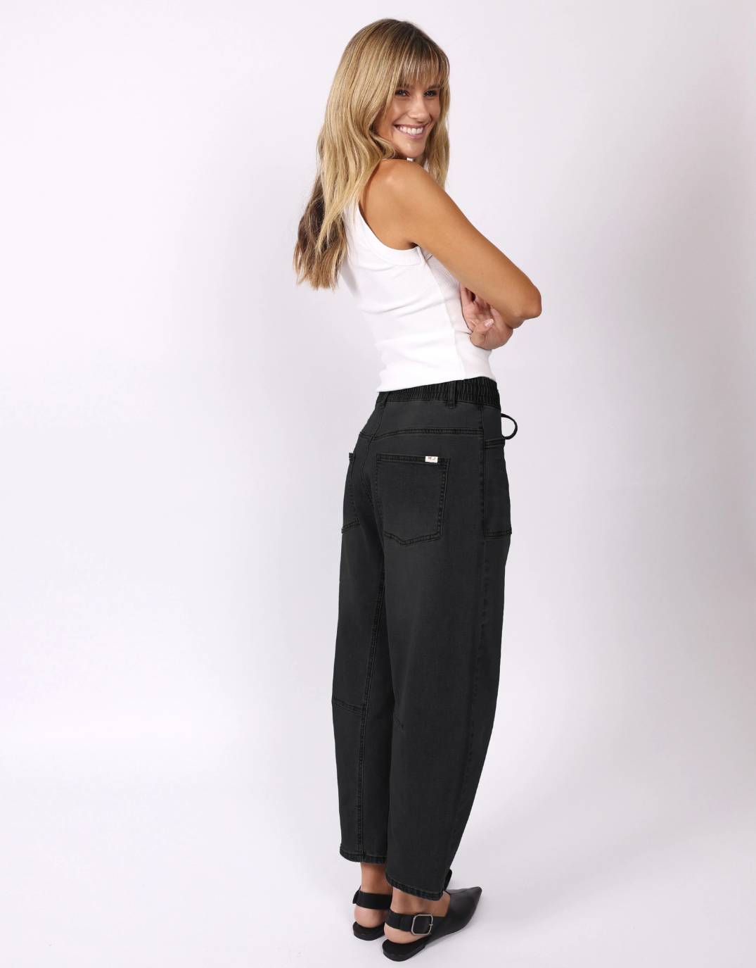 Monaco Leo Barrel Jeans (Black)