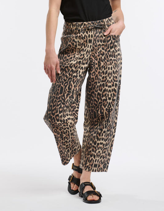 Image of Jeans. Productname: Leo Barrel Jeans - in Leopard Print colour by brand - Monaco