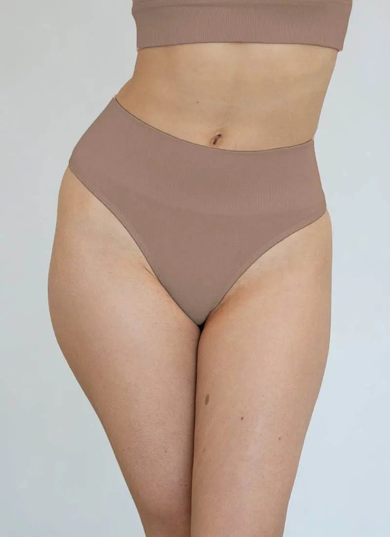 CHICHI G - CHESTNUT