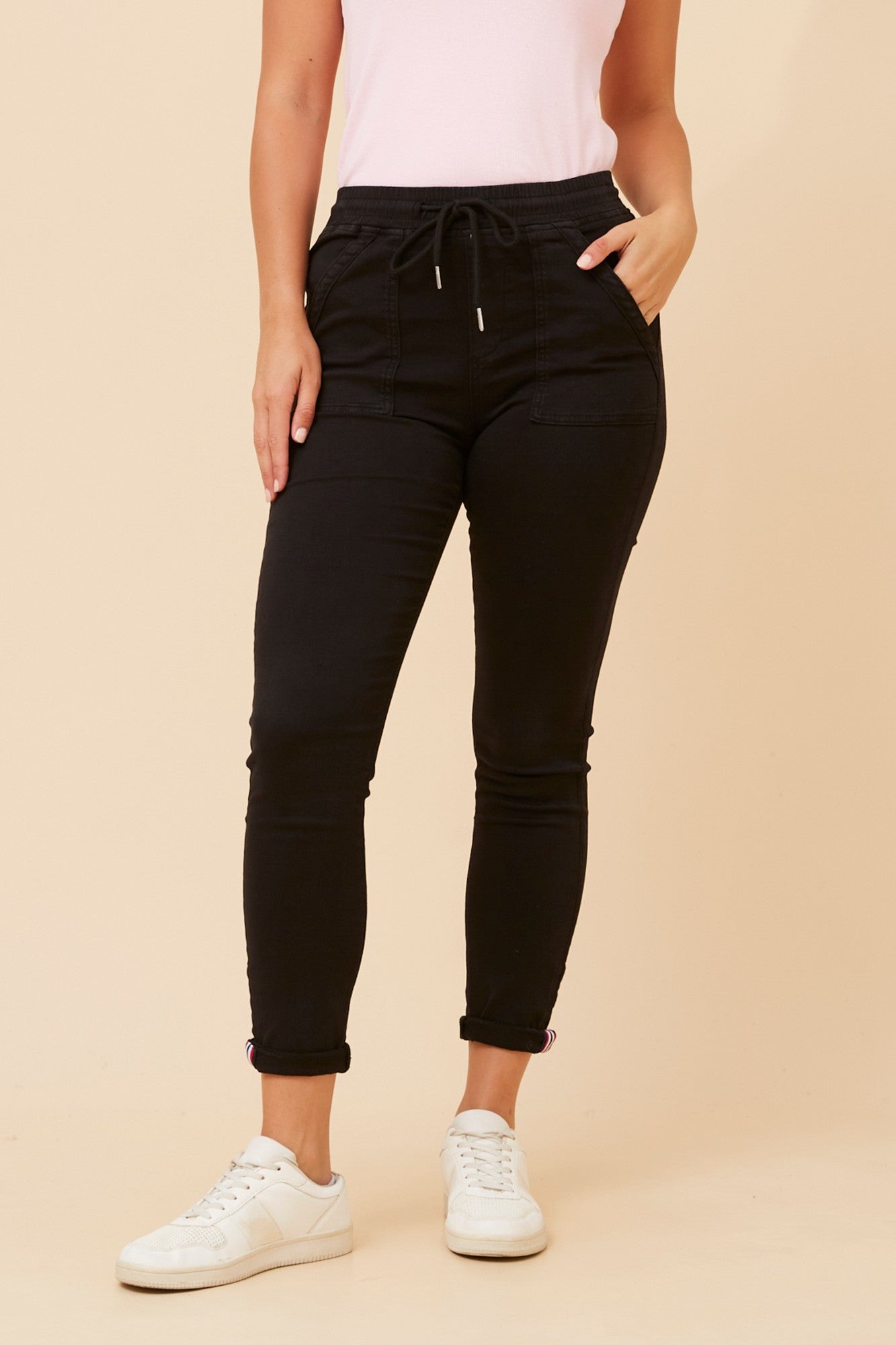 JANZA DENIM JOGGERS (Black)
