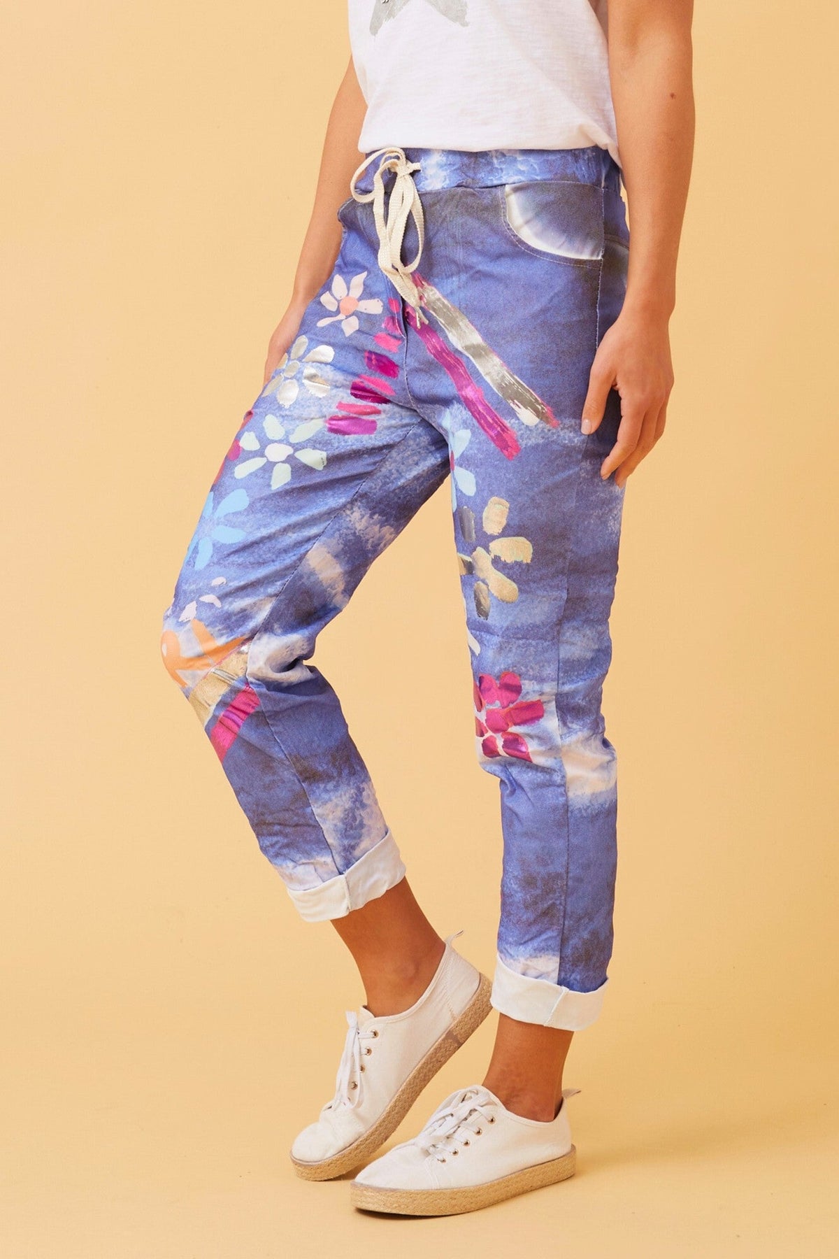 JANJA FLORAL JOGGER PANTS (Navy)