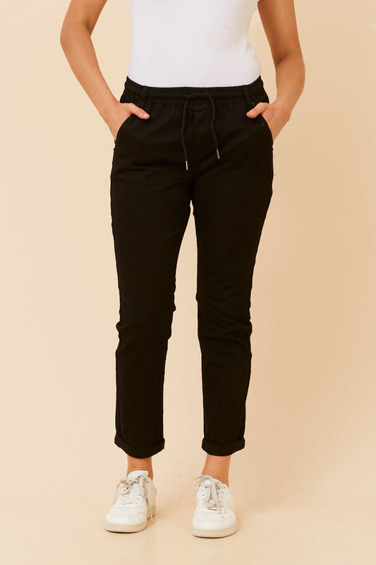 RAYNA SOLID JOGGER PANTS (Black)