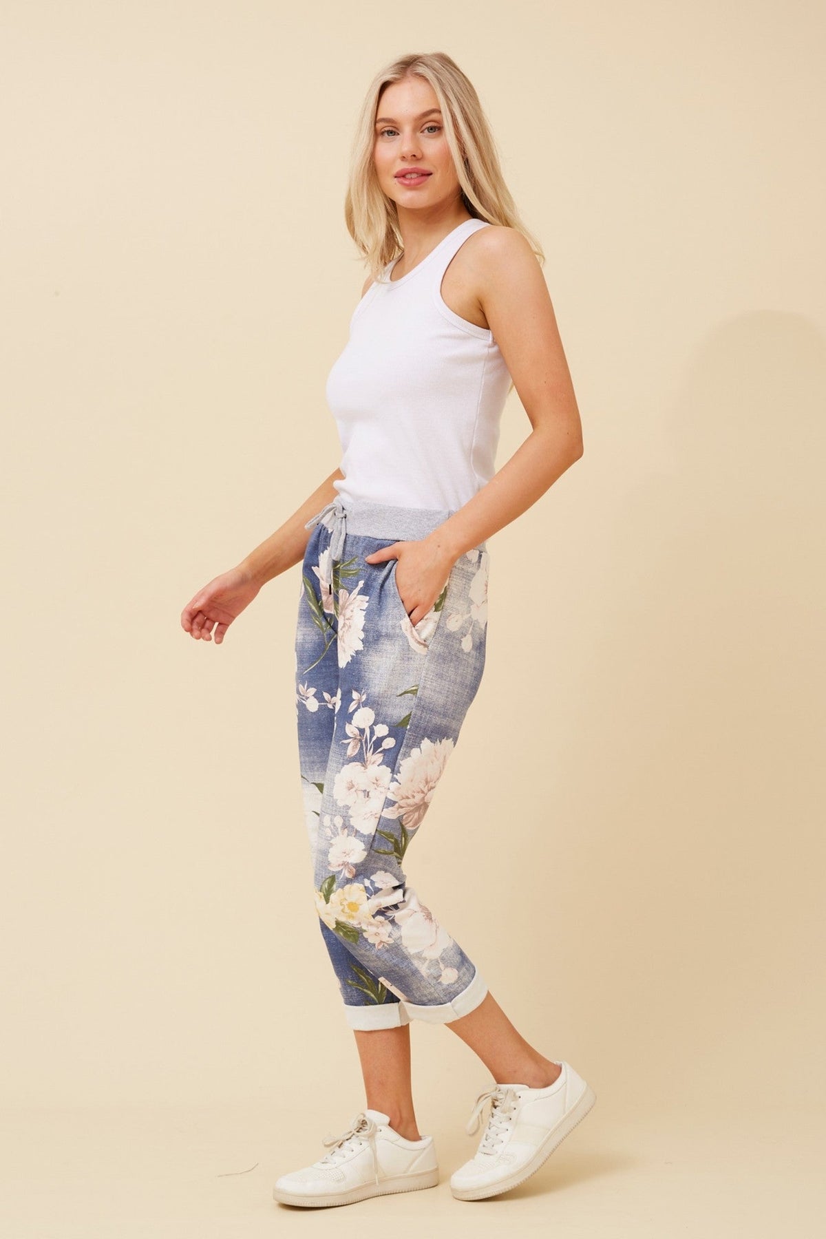 GINNA FLORAL JOGGER PANTS (Denim)