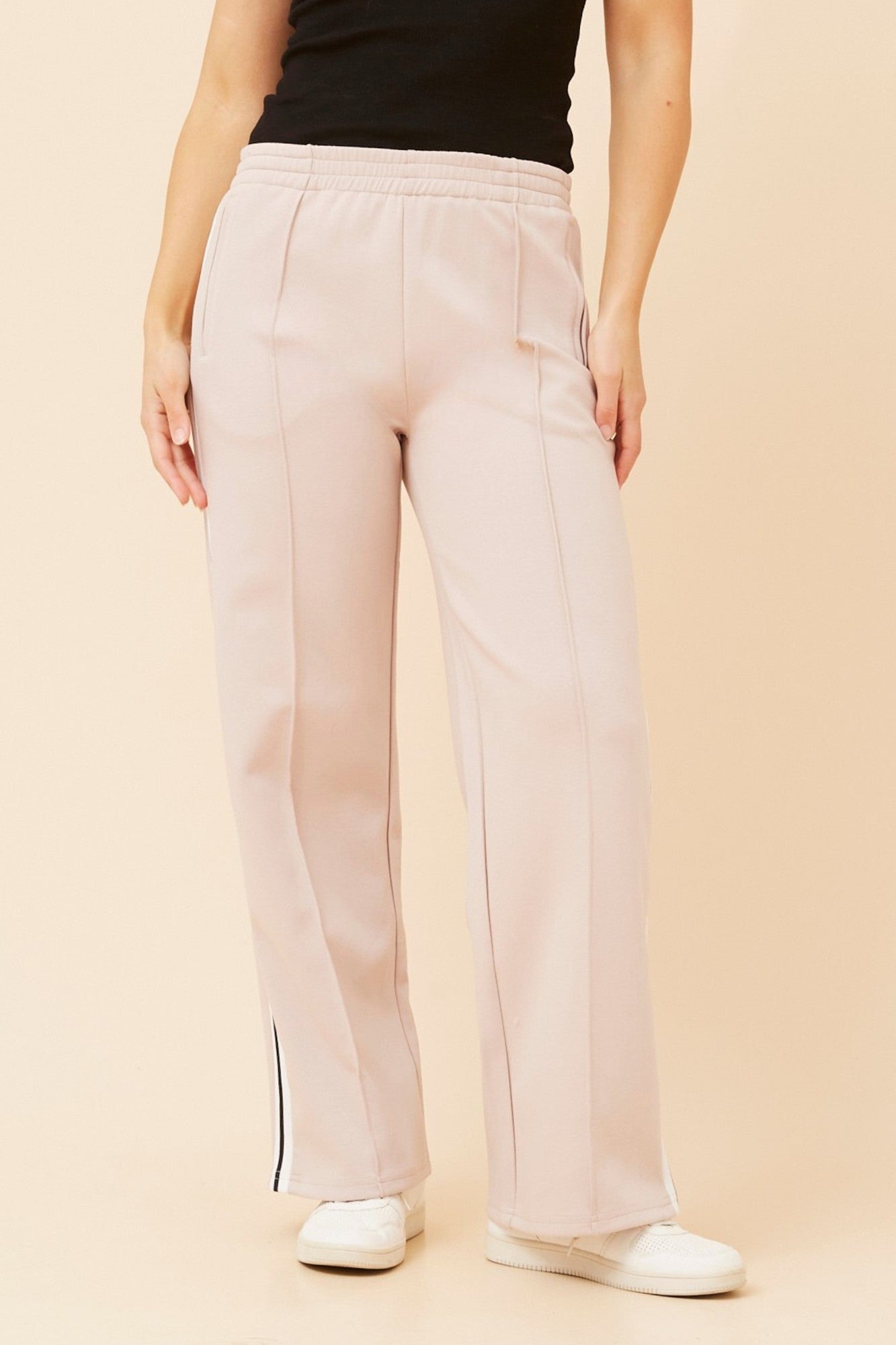 ORTENSA SIDE STRIPE PANTS (Bitter Chocolate)