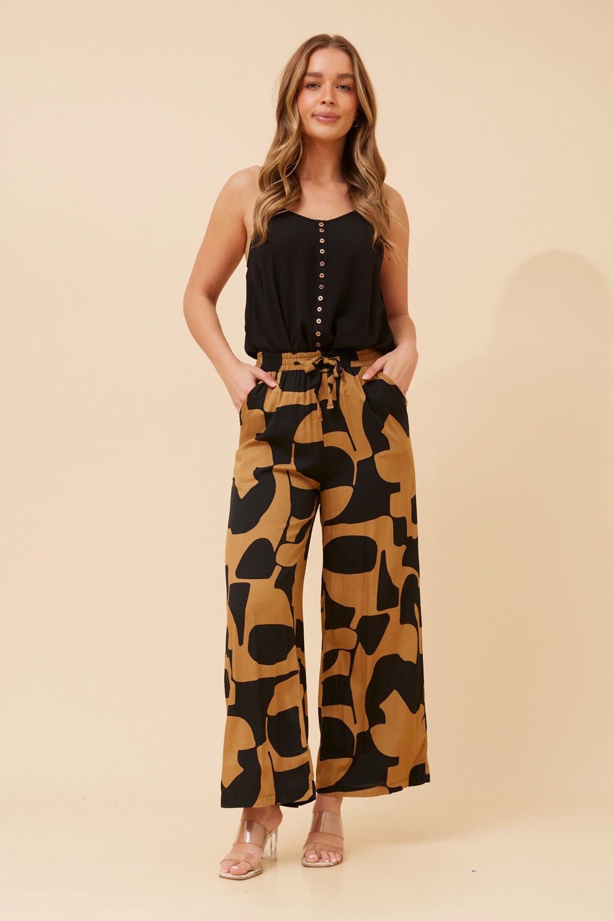 SUZZEL ABSTRACT PRINT PANTS (Toffee)