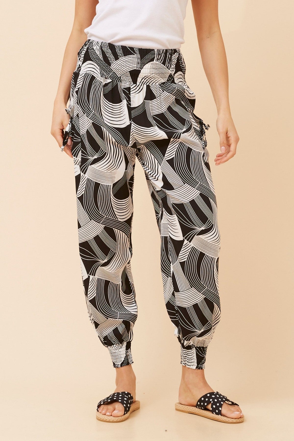 ABSTRACT PRINT HAREM PANTS (Black And White)