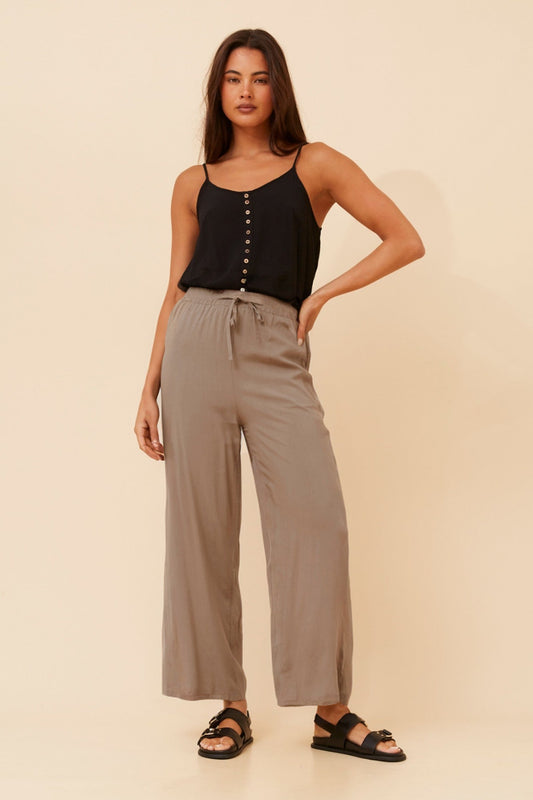 SUZZEL SOLID WIDE LEG PANTS (Black)