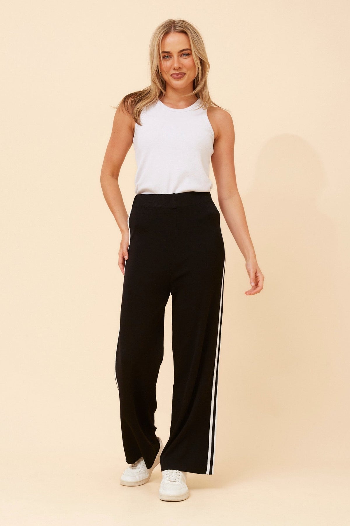 KALMIA WIDE LEG PANTS (Black)