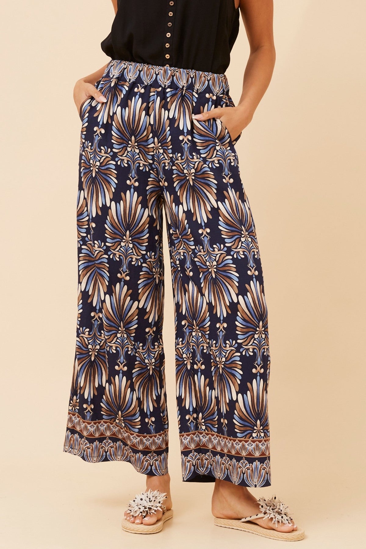 LAVERNE ABSTRACT PRINT WIDE LEG PANTS (Khaki)