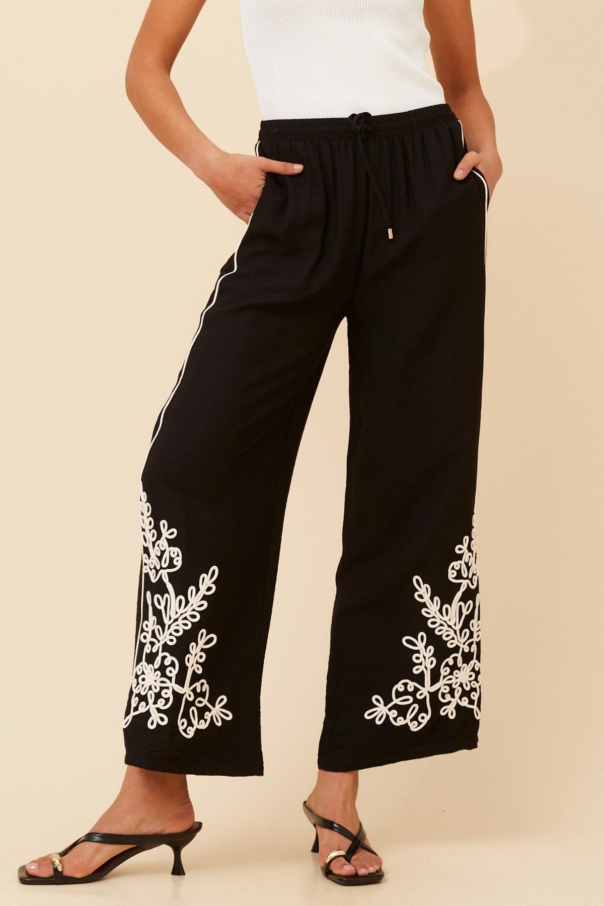 OREN EMBROIDERED WIDE LEG PANTS (Black)