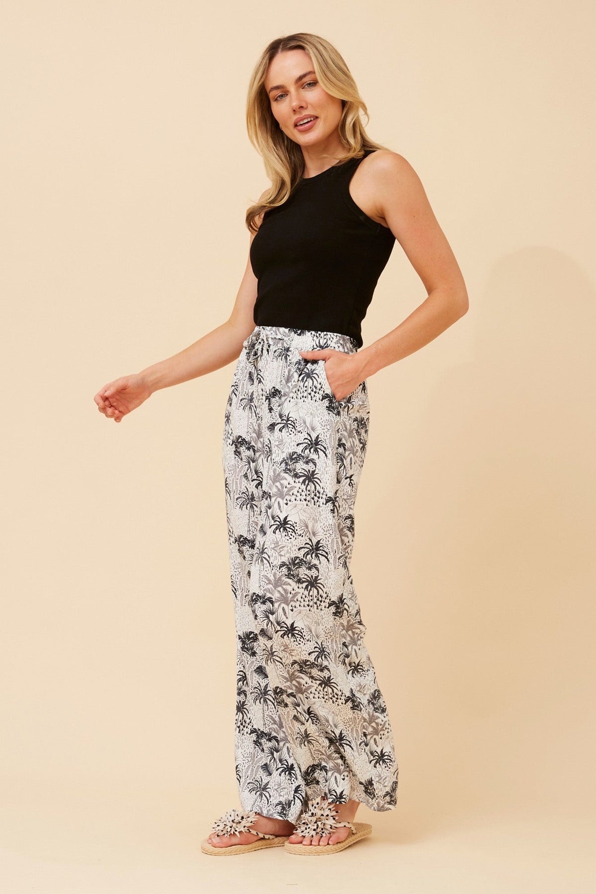 Caroline Morgan Australia SUZZEL PALM TREE PRINT PANTS (White)
