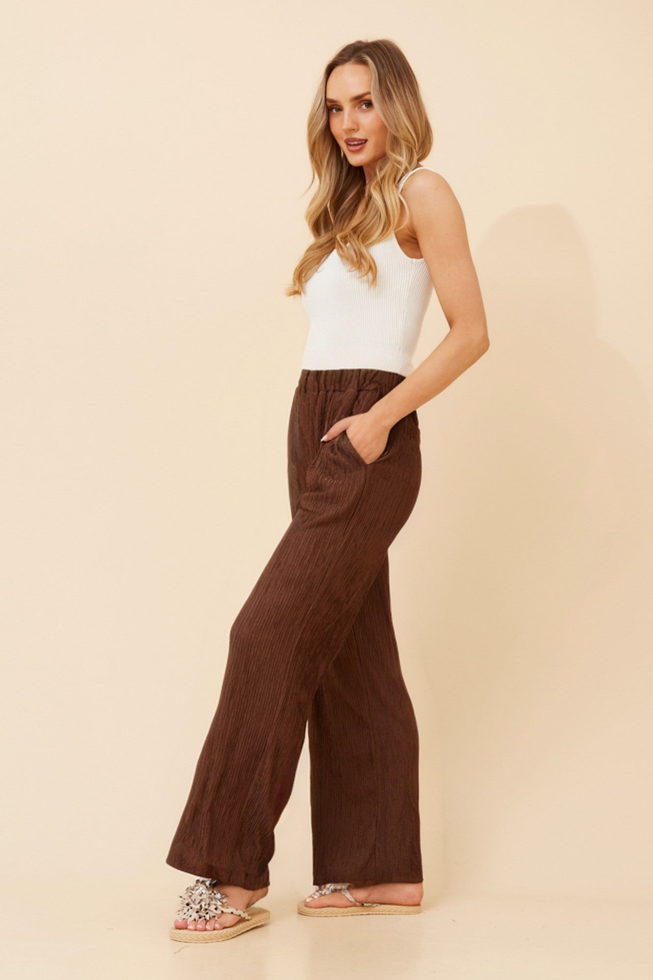 MERCER SOLID WIDE LEG PANTS (Chocolate)