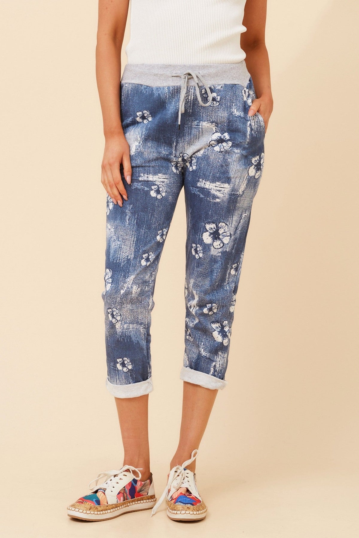 GINNA FLORAL JOGGER PANTS (Blue)