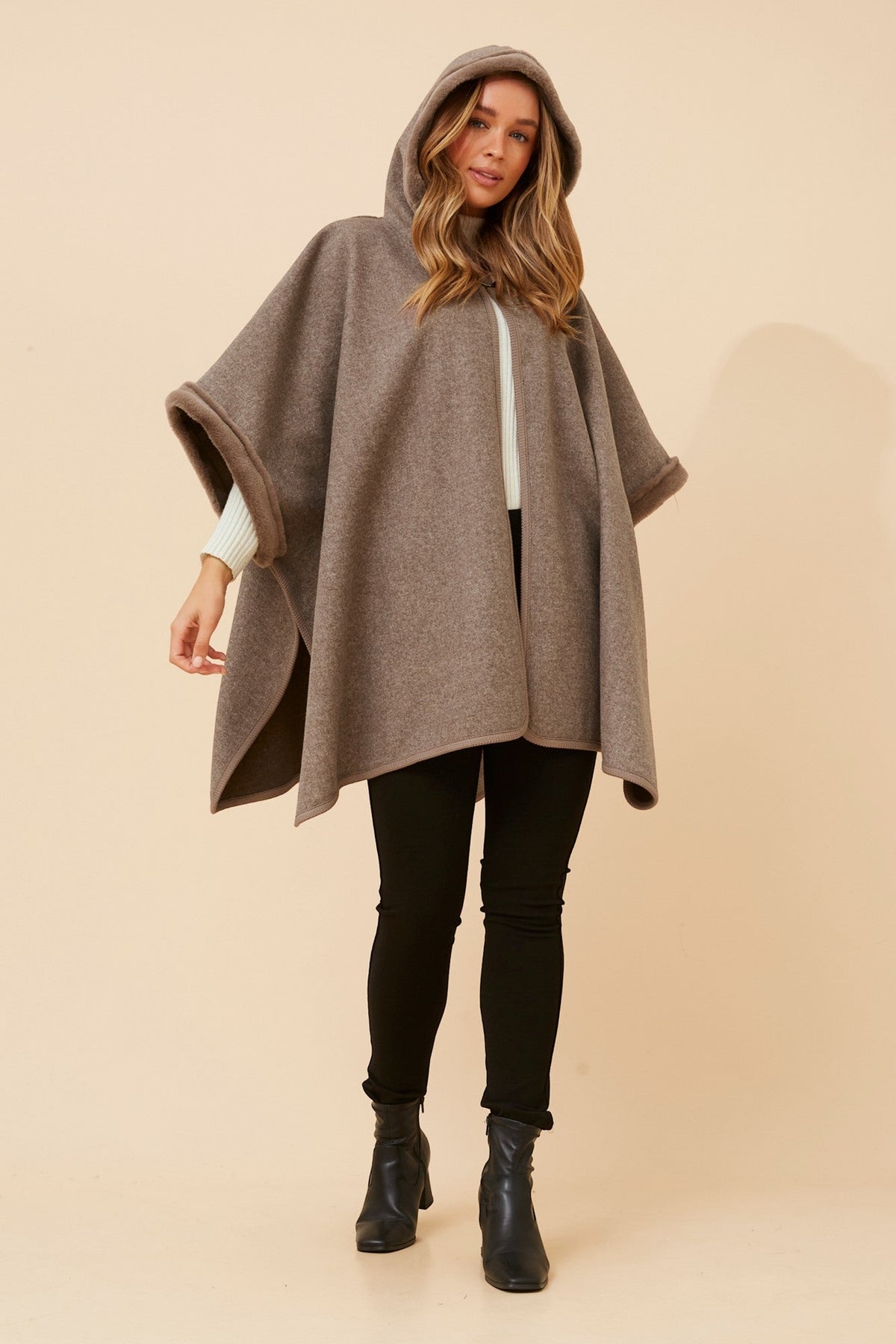 Caroline Morgan Australia AMBERLYN SOLID PONCHO (Chocolate)