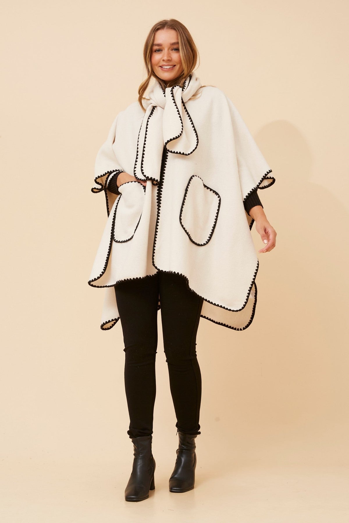 SORCHA SOLID PONCHO (Cream)