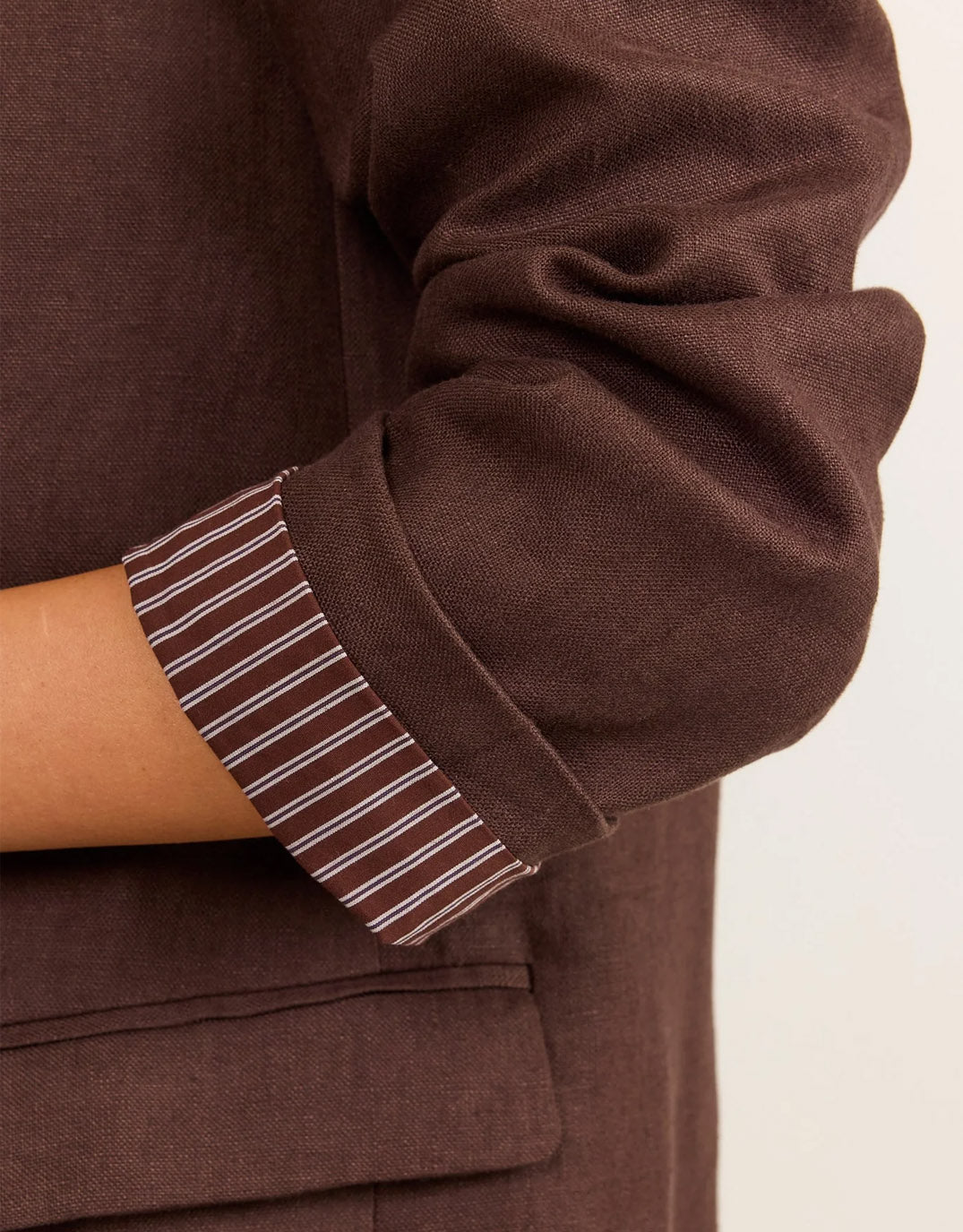 Re:Union The Label Pillar Linen 2 Button Blazer (Chocolate)