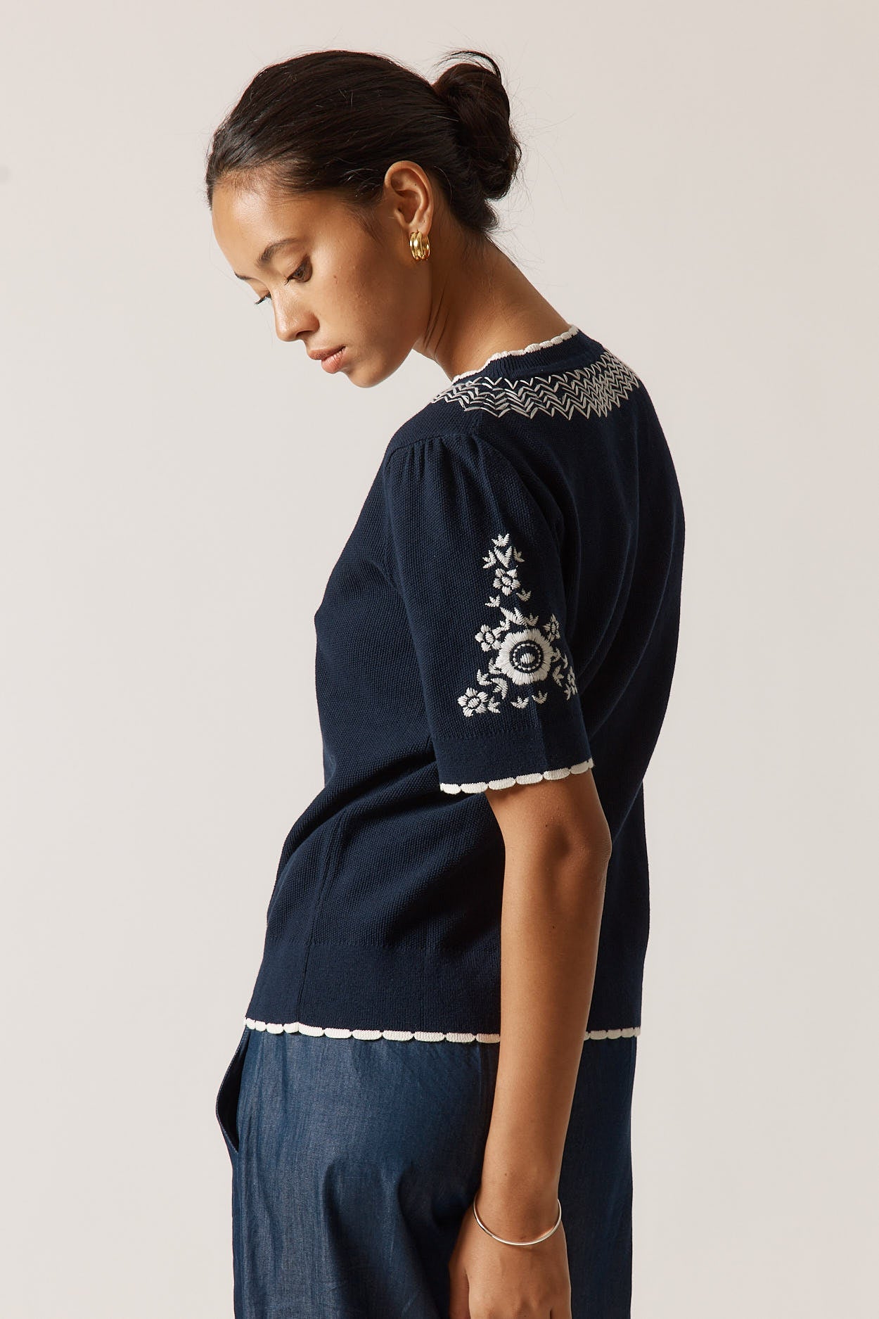 Rubyyaya Ariel Sweater (Navy)