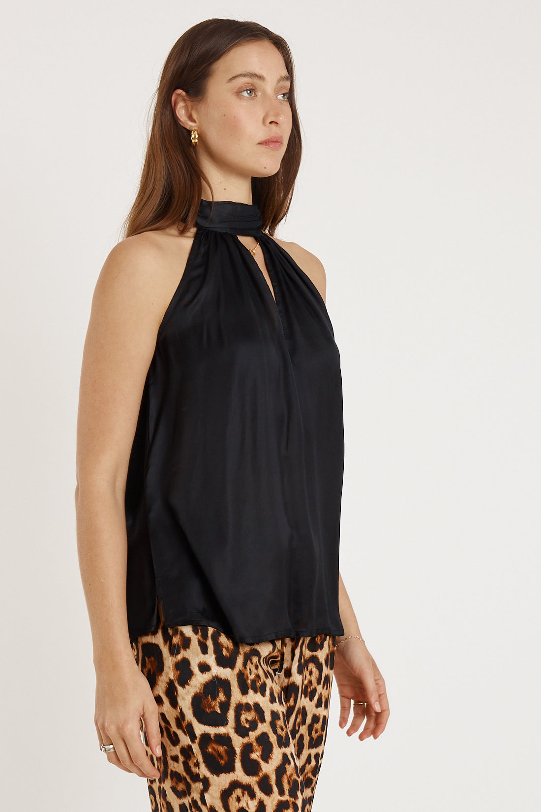 Rubyyaya Bienvenue Halter Top (Black)