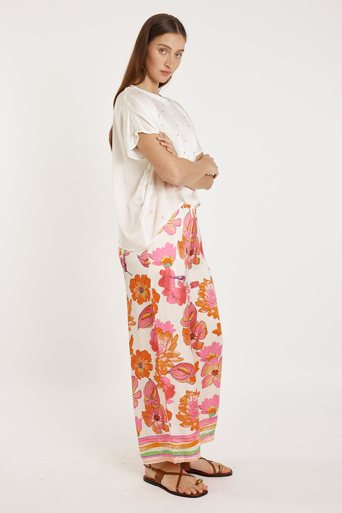 Rubyyaya Bienvenue T-Shirt (Cream)