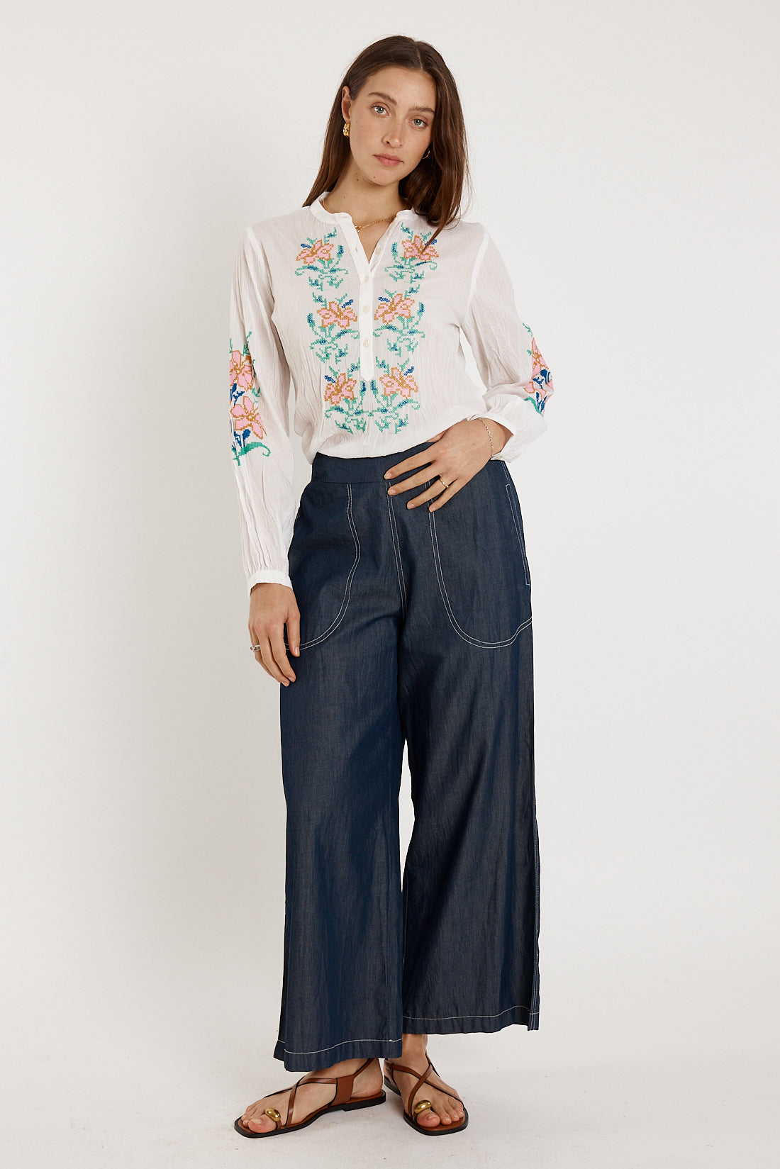 Rubyyaya Brittany Top (White)