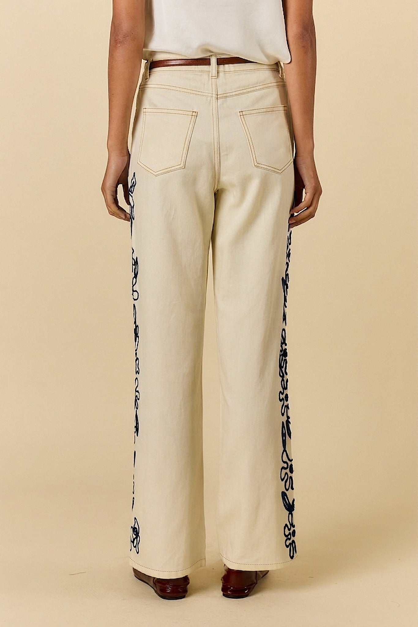Rubyyaya Carmi Floral Embroidered Jean Natural (Red)