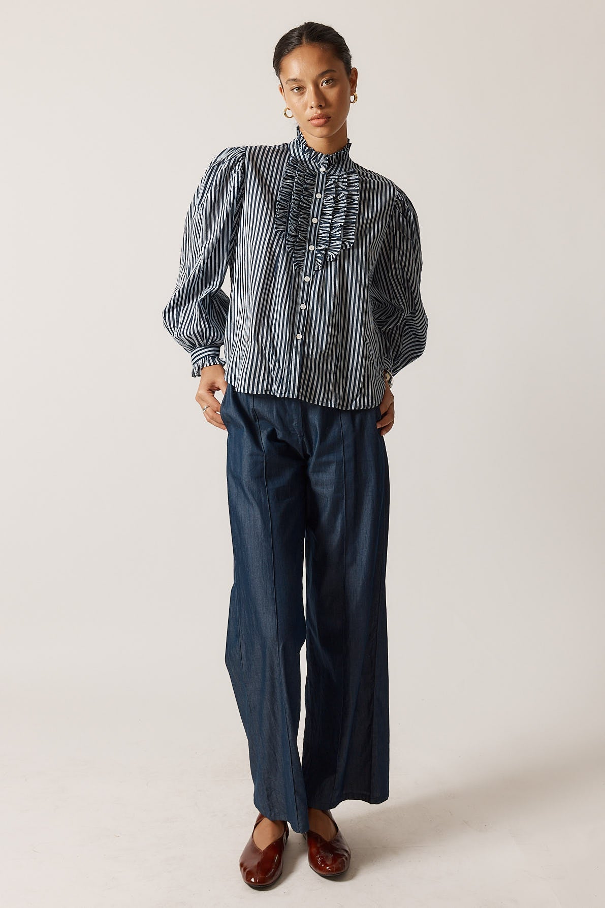Rubyyaya Countryside Frill Top (Navy)