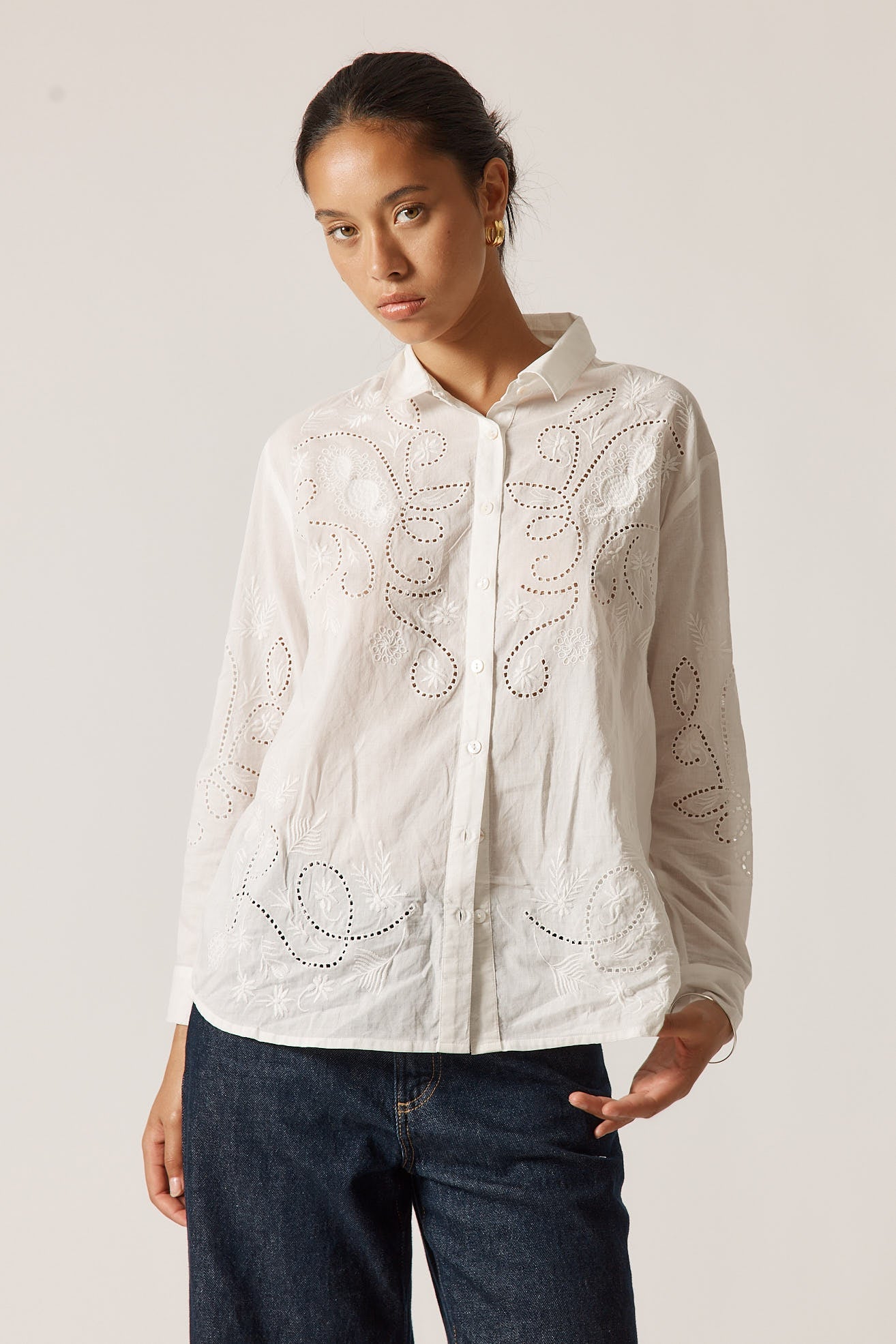 Rubyyaya Driftwood Shirt (White)