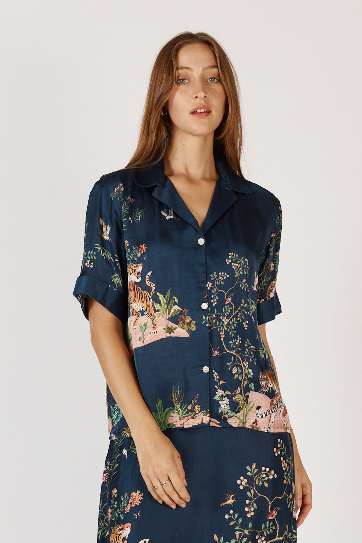 Rubyyaya Machali Shirt (Navy)