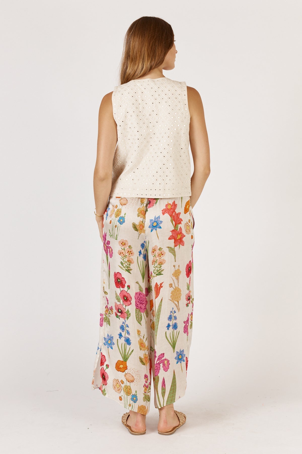 Rubyyaya Rhapsody Vest (Cream)