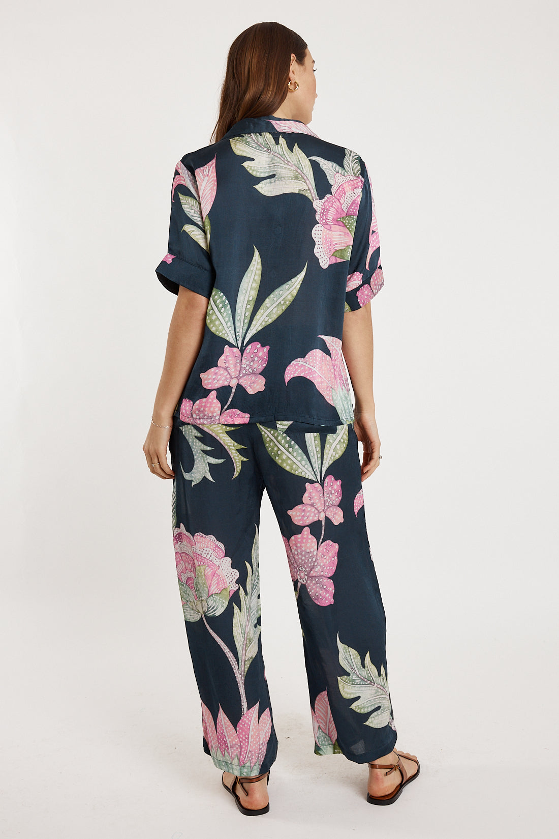 Rubyyaya Ubud Top (Navy)