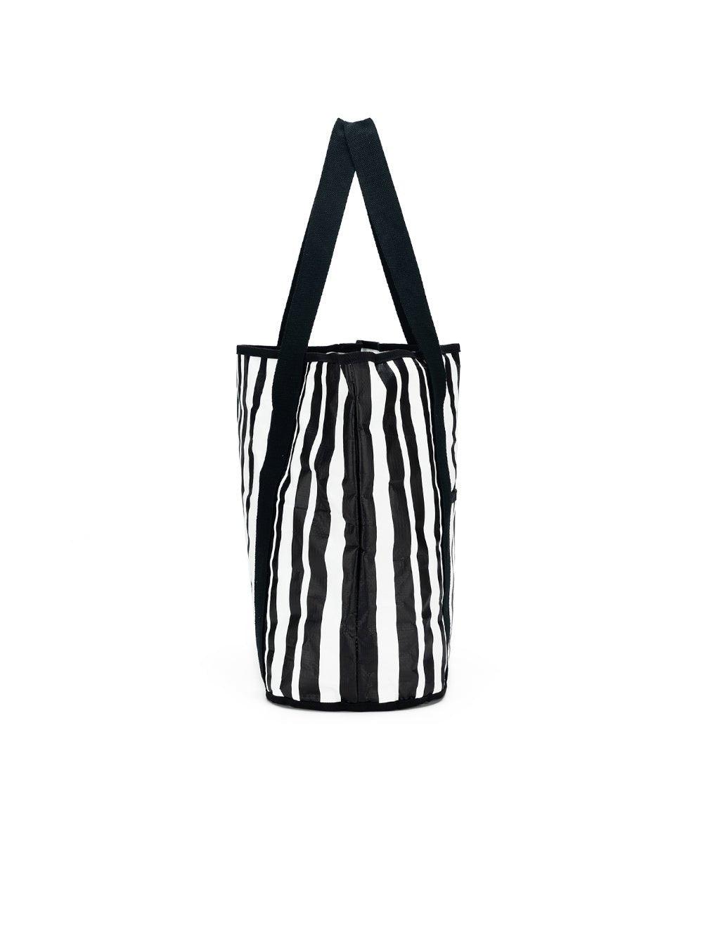 Black Caviar Designs Sabbia Beach Bag Small Stripe (Black)