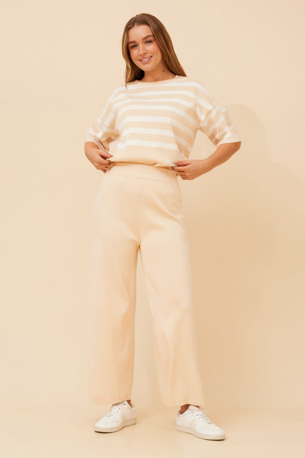 LISINDA STRIPE PRINT KNITTED SET (Beige)