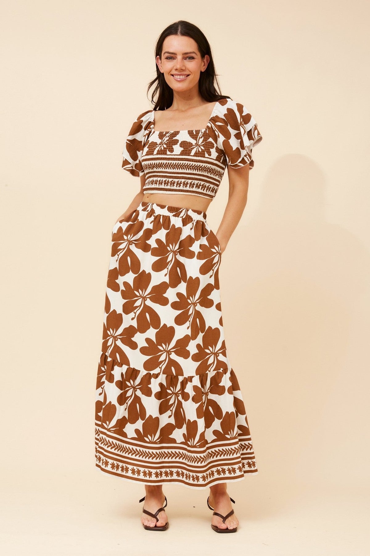 RIELLE BORDER PRINT TWO-PIECE SET (Toffee)