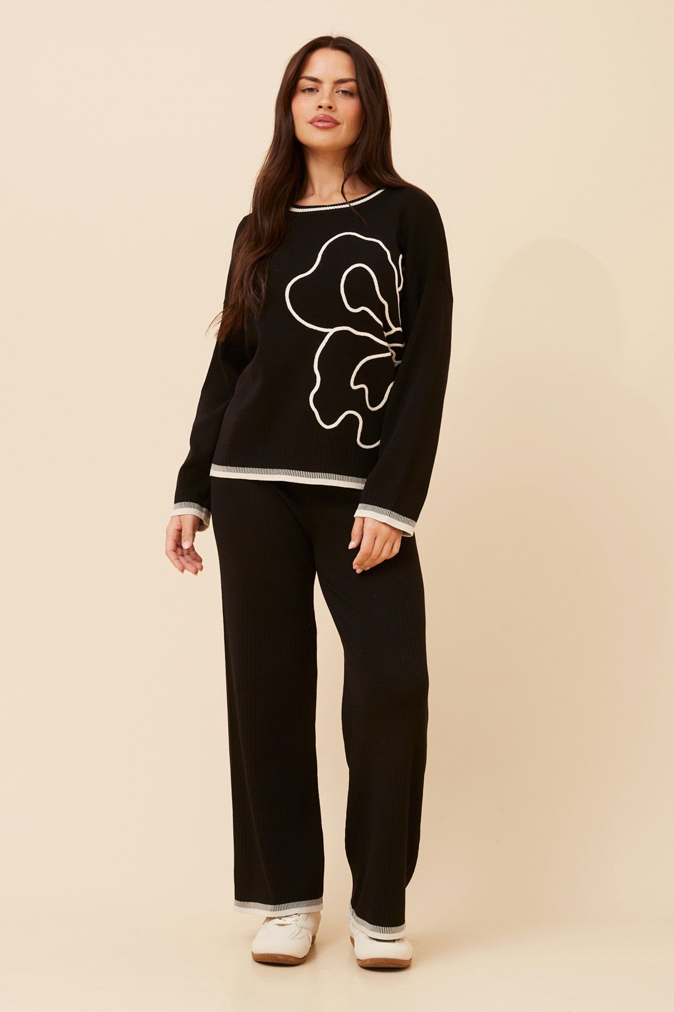ERLINDA TWO-PIECE KNIT SET (Black)