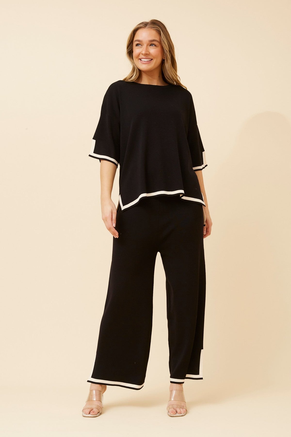 MITZY TWO-PIECE KNIT SET (Red Dahlia)