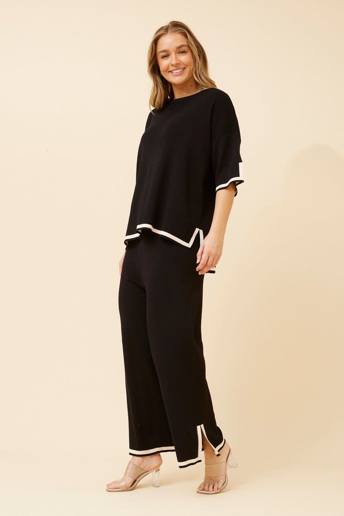 MITZY TWO-PIECE KNIT SET (Red Dahlia)