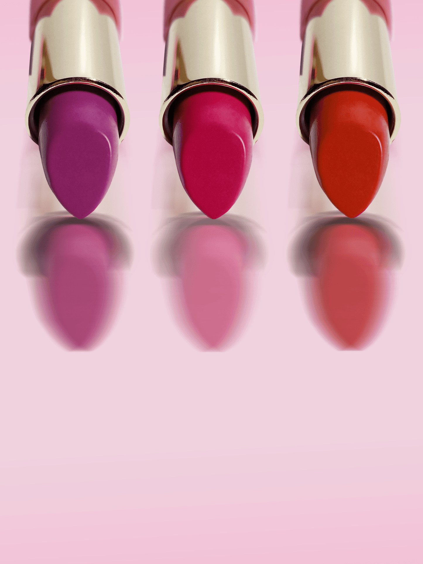 SHANGHAI SUZY SATIN LUXE LIPSTICK (Brights)
