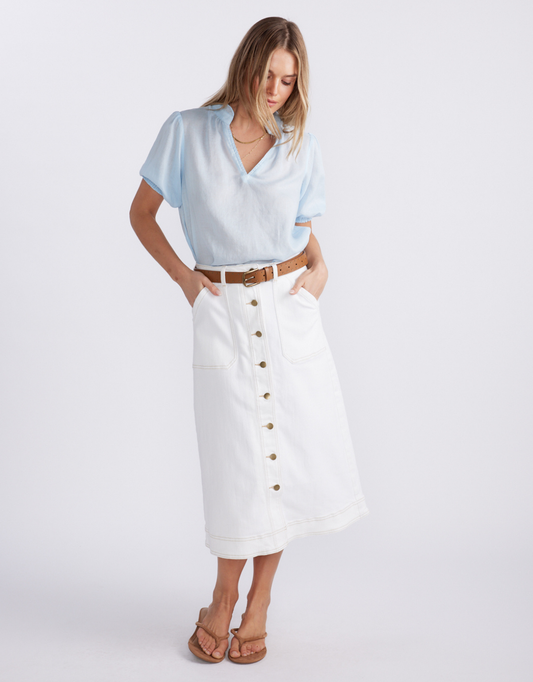 White & Co. Stevie Midi Denim Skirt (White)