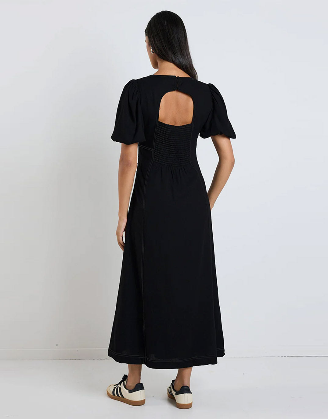 Stories Be Told State Linen Blend Midi Dress (Black)