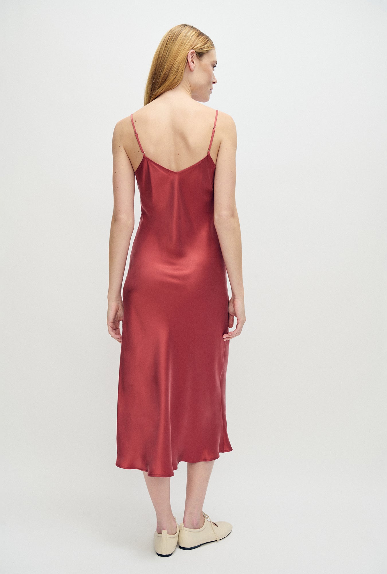 Silk Laundry 90s Slip Dress (Blush Red)