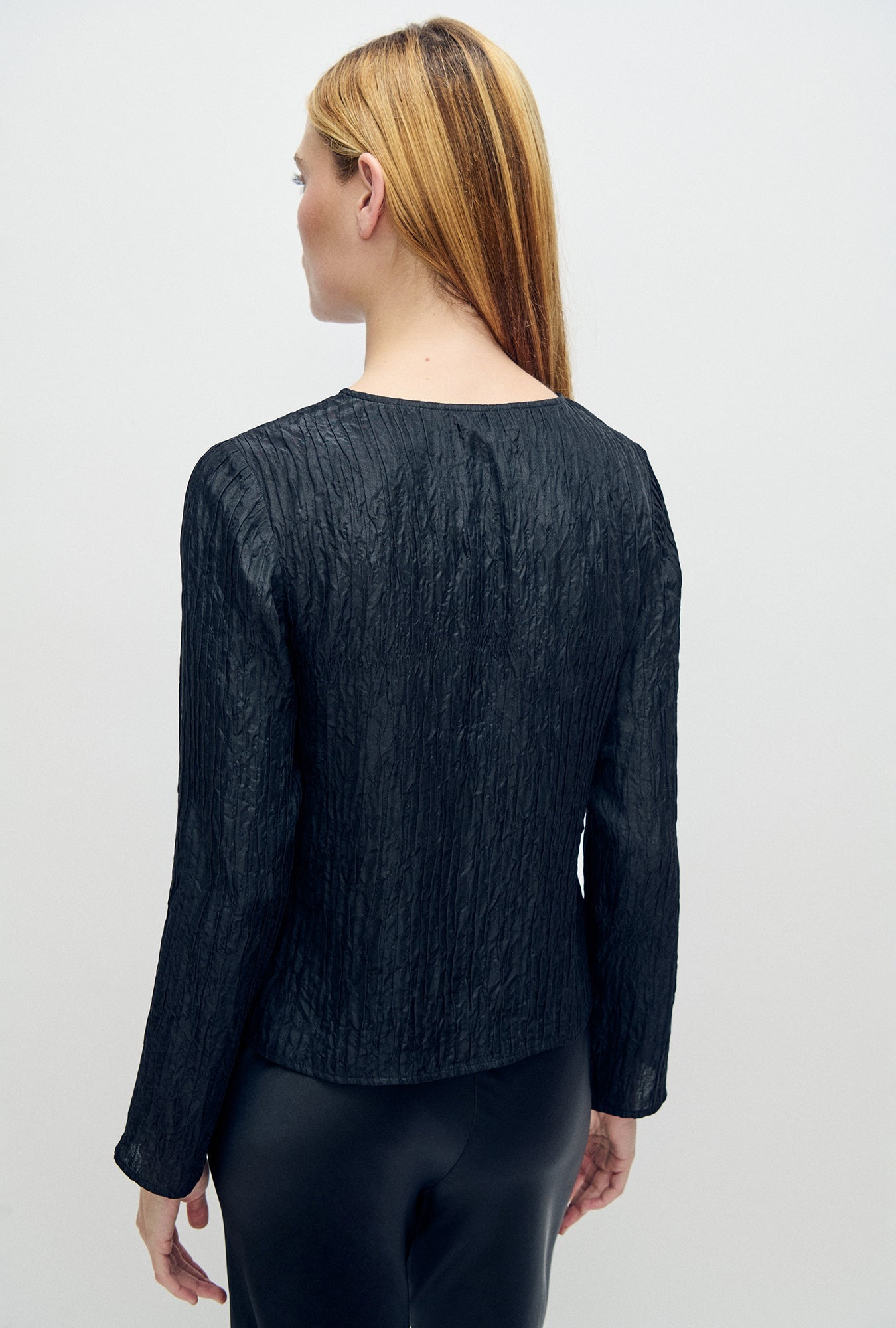 Silk Laundry Crinkle Long Sleeve Top (Black)