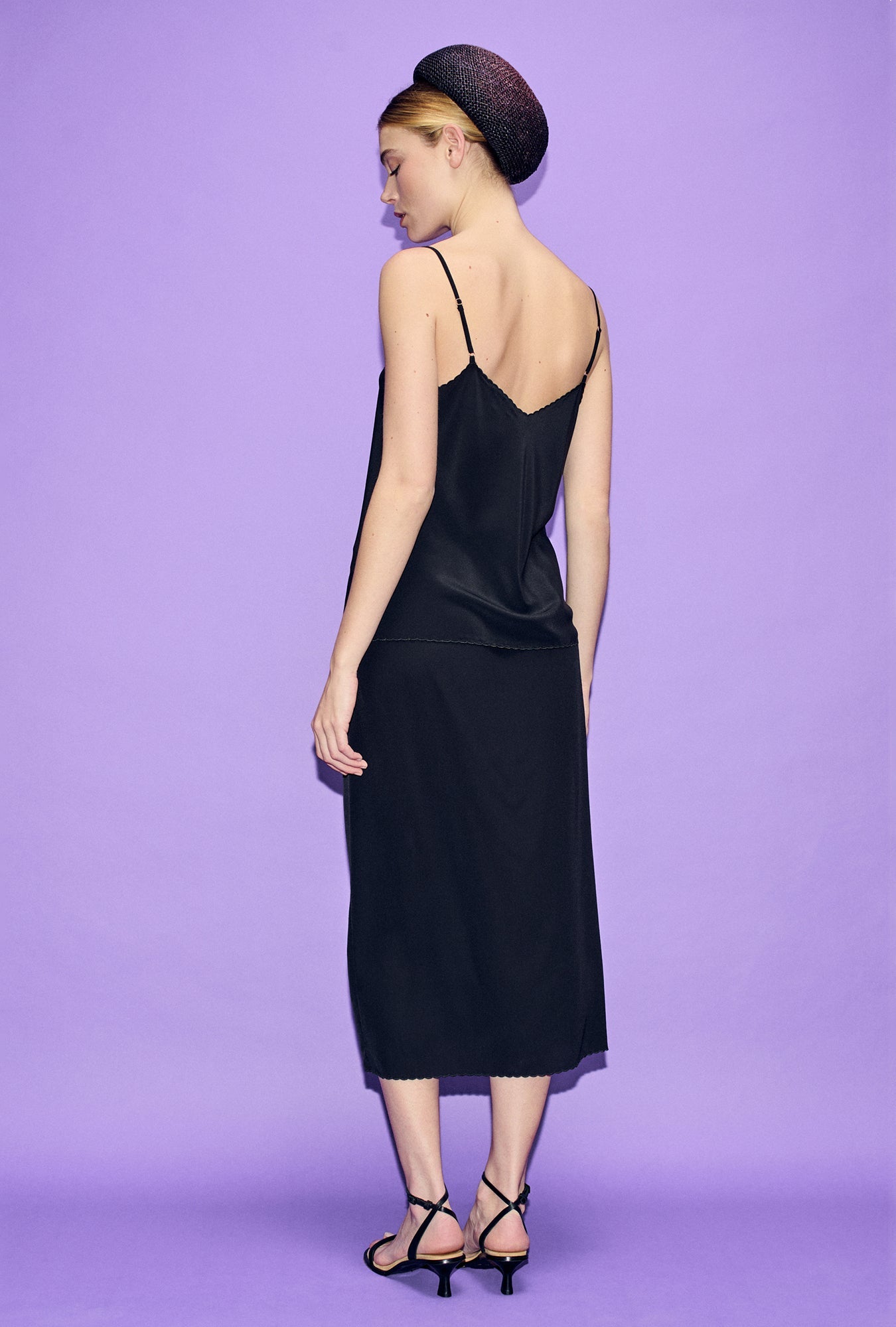 Silk Laundry Scallop Skirt (Black)