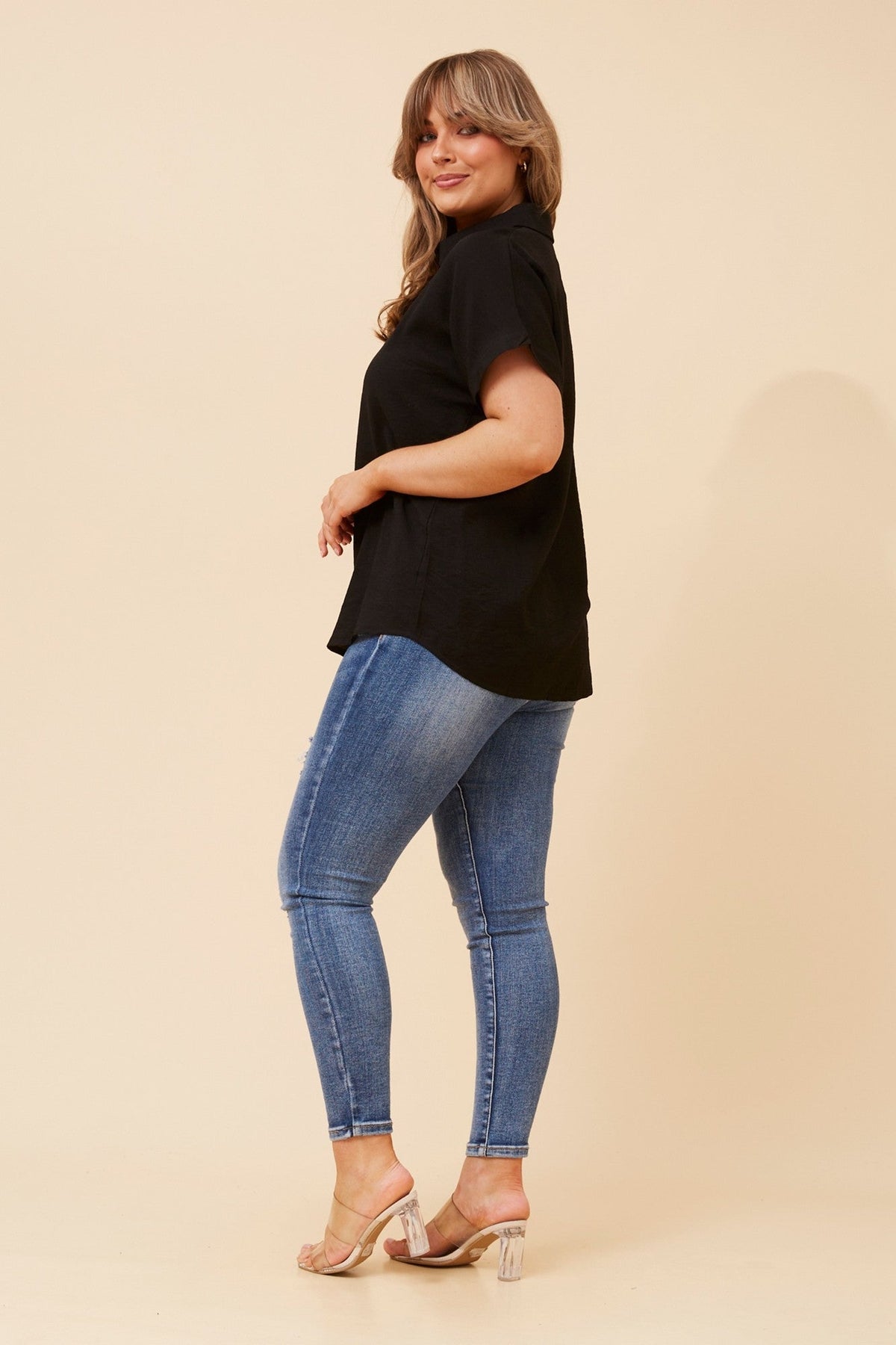 ZIPPORAH SHORT SLEEVES TOP (Black)