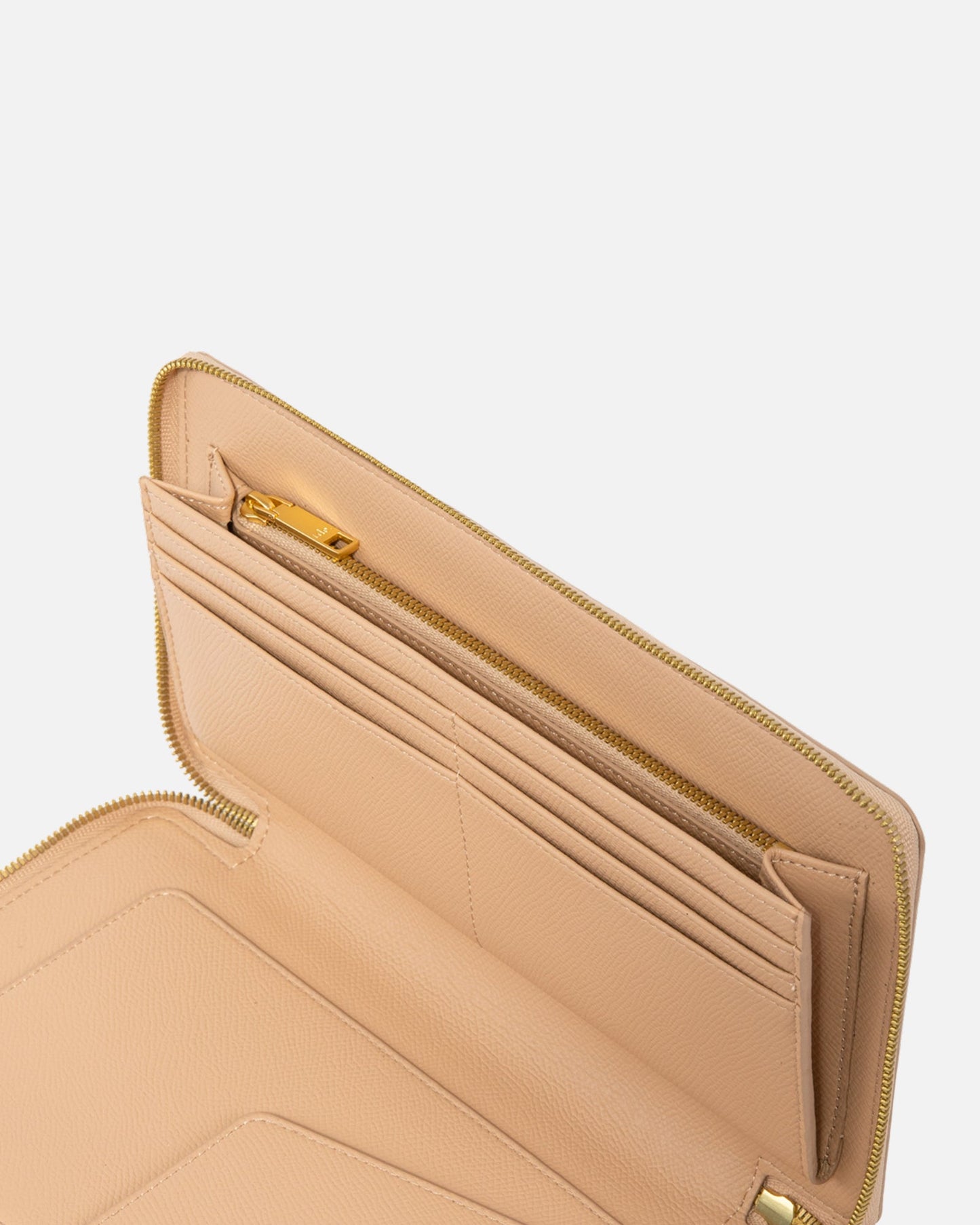 The Daily Edited Essentials Zip Travel Wallet (Pecan)