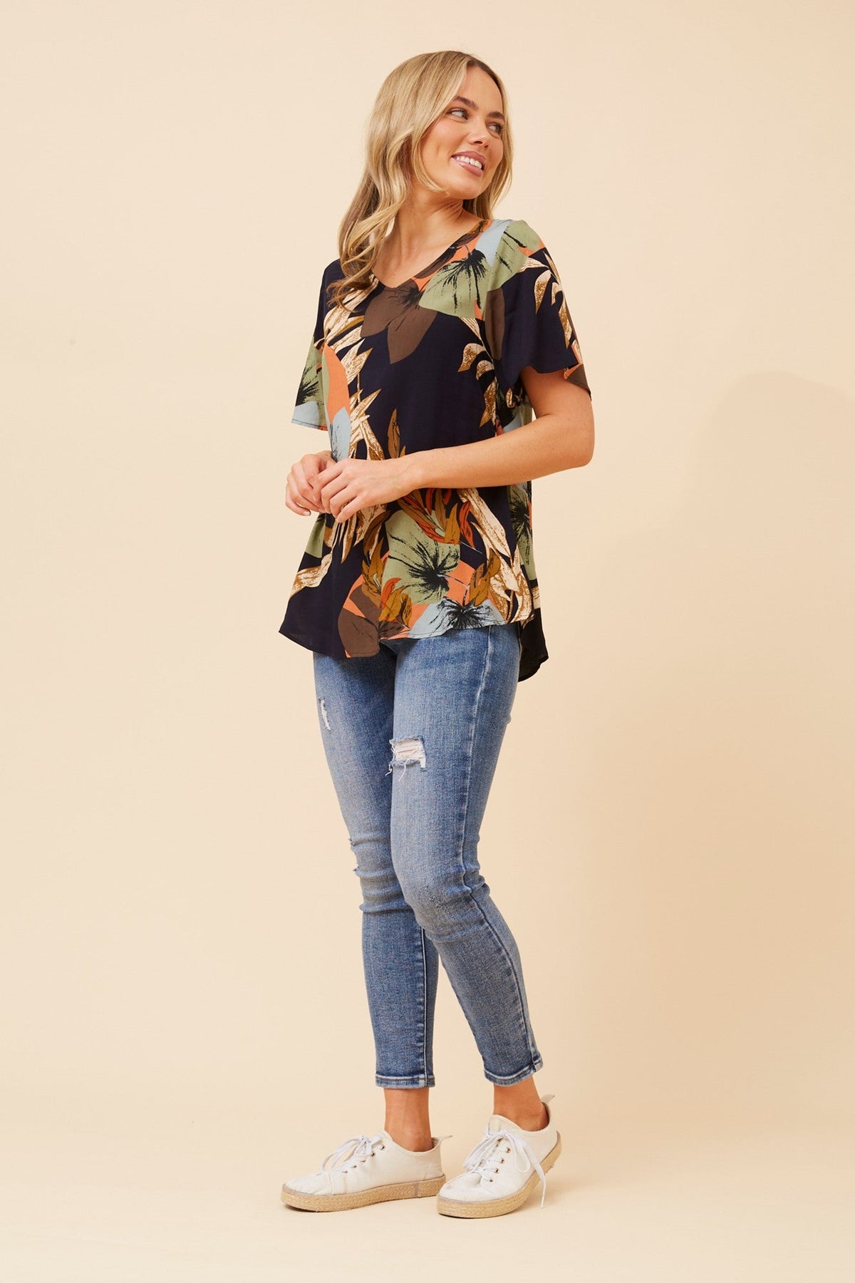 SONIA TROPICAL PRINT TOP (Navy)