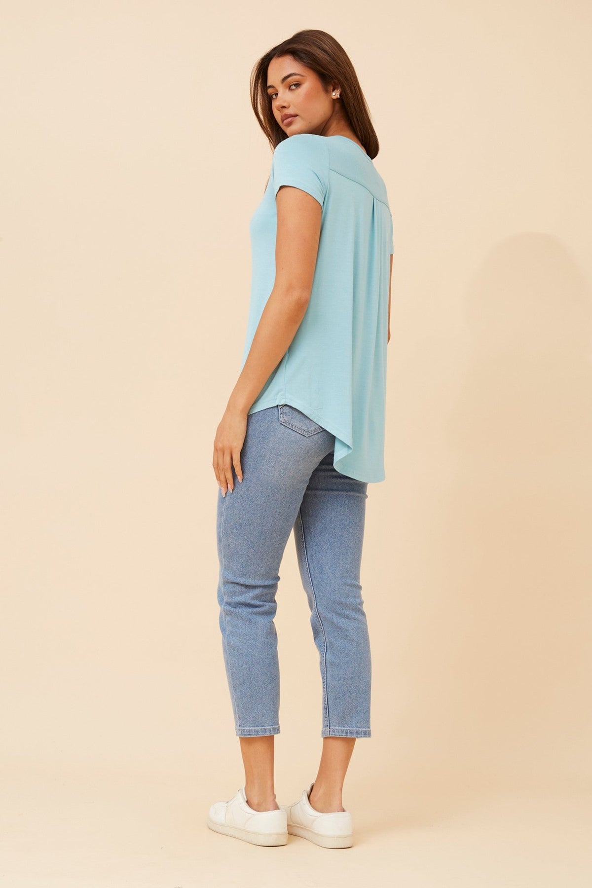 REGINA SOLID T-SHIRT (Black)