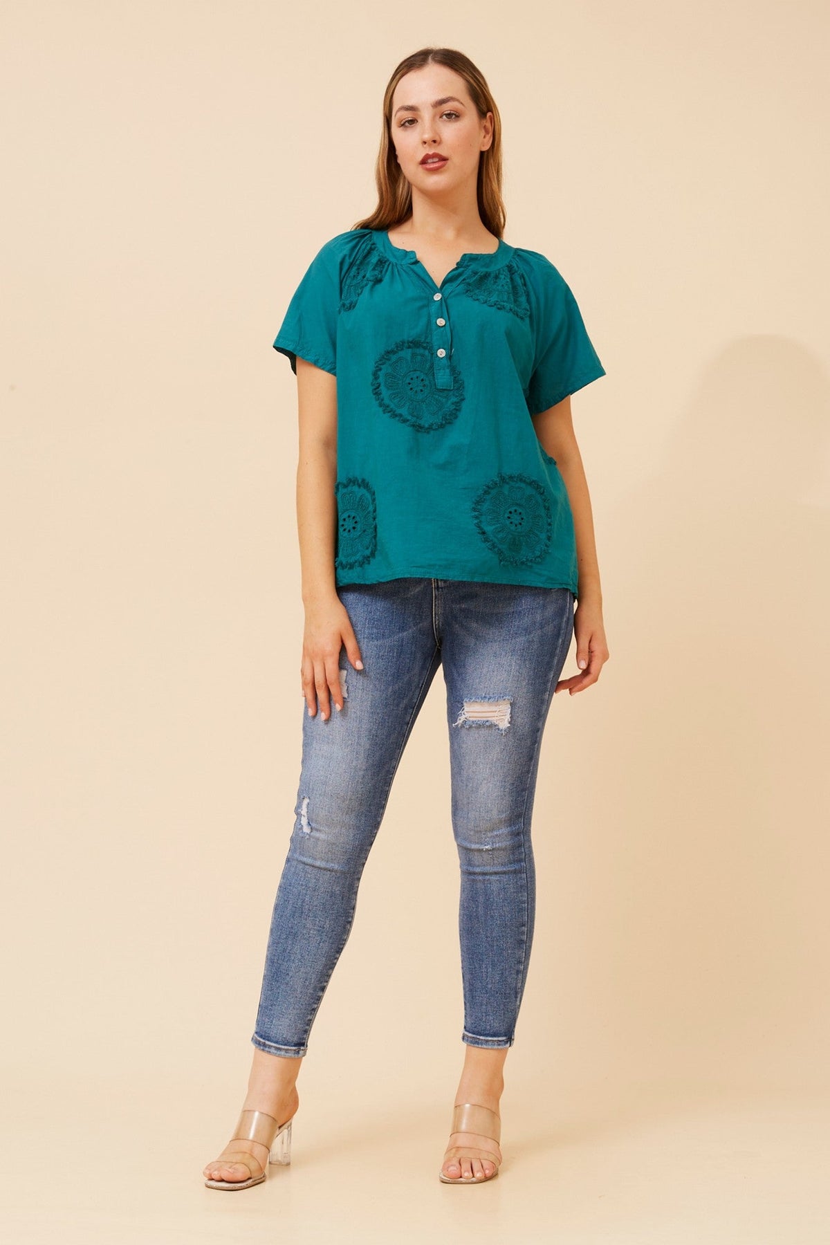 BOTTEGA MODA BIDDY EMBROIDERED TOP (Lapis)