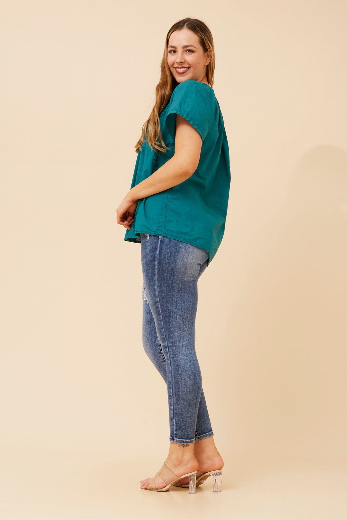 BOTTEGA MODA BIDDY EMBROIDERED TOP (Lapis)