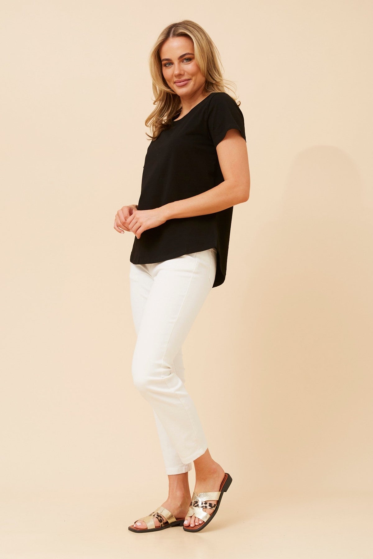 BUNTY SOLID T-SHIRT (Black)