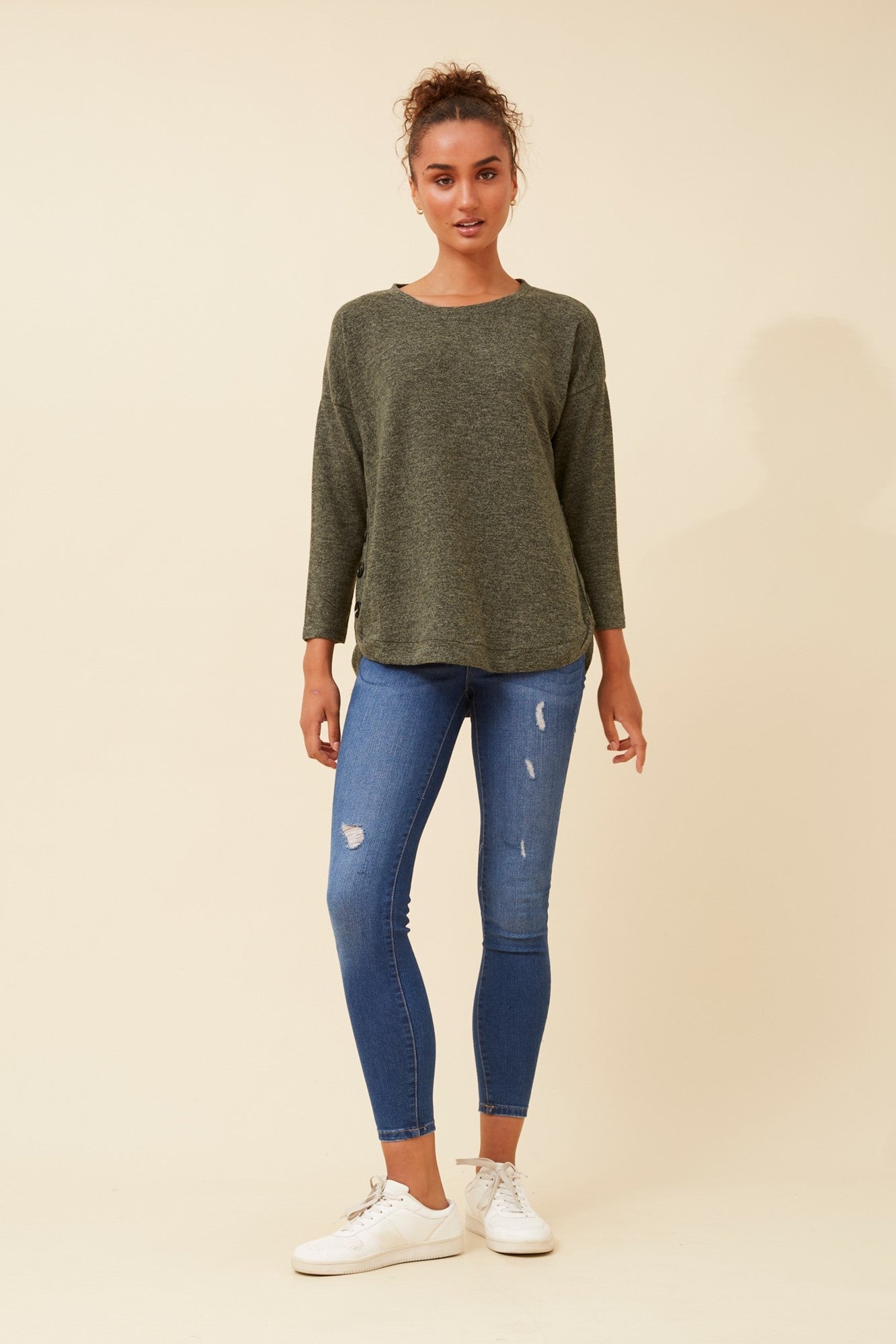 EVAN BUTTON DETAIL TOP (Navy)